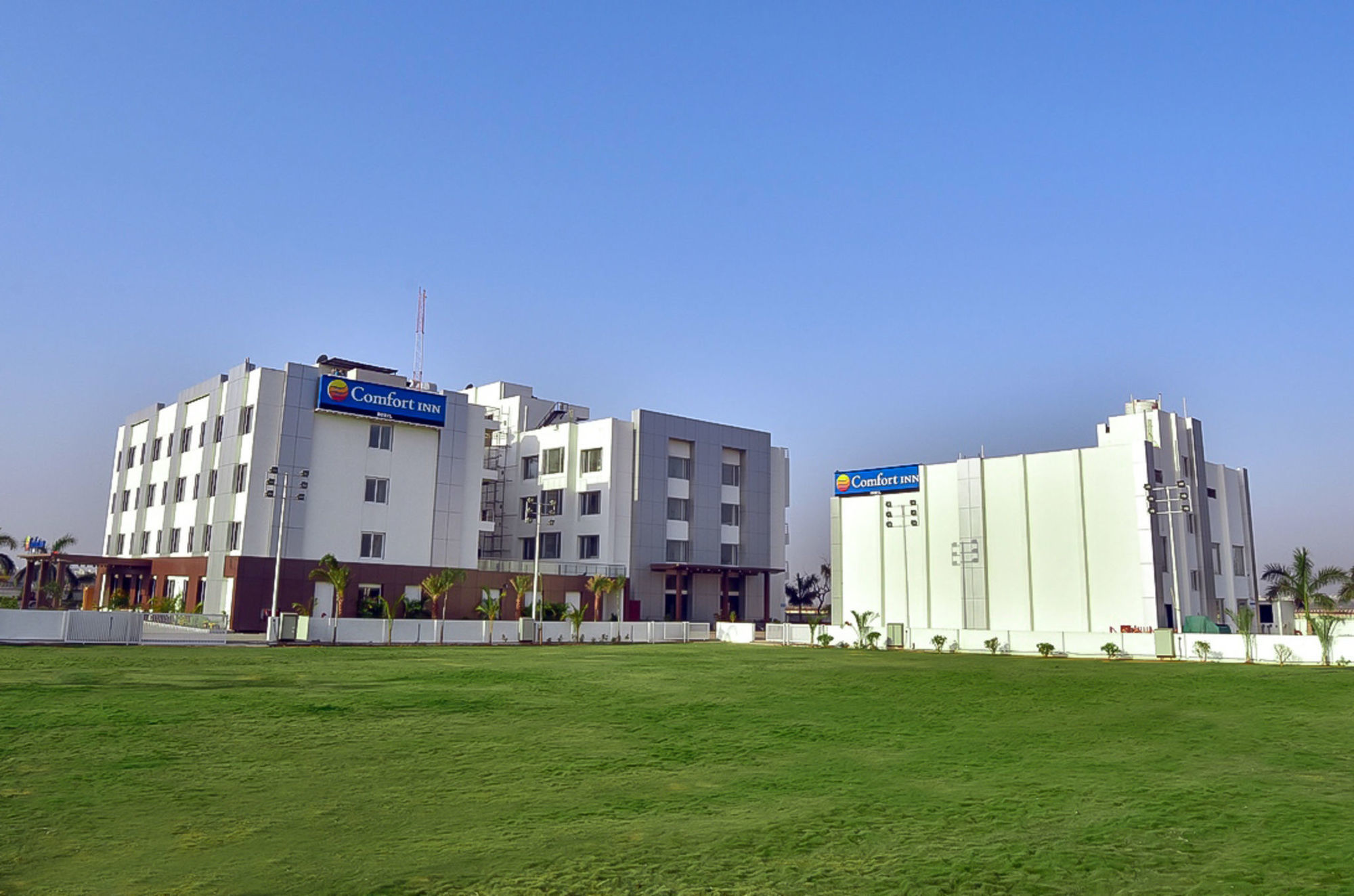Comfort Inn Donil ואדודרה מראה חיצוני תמונה