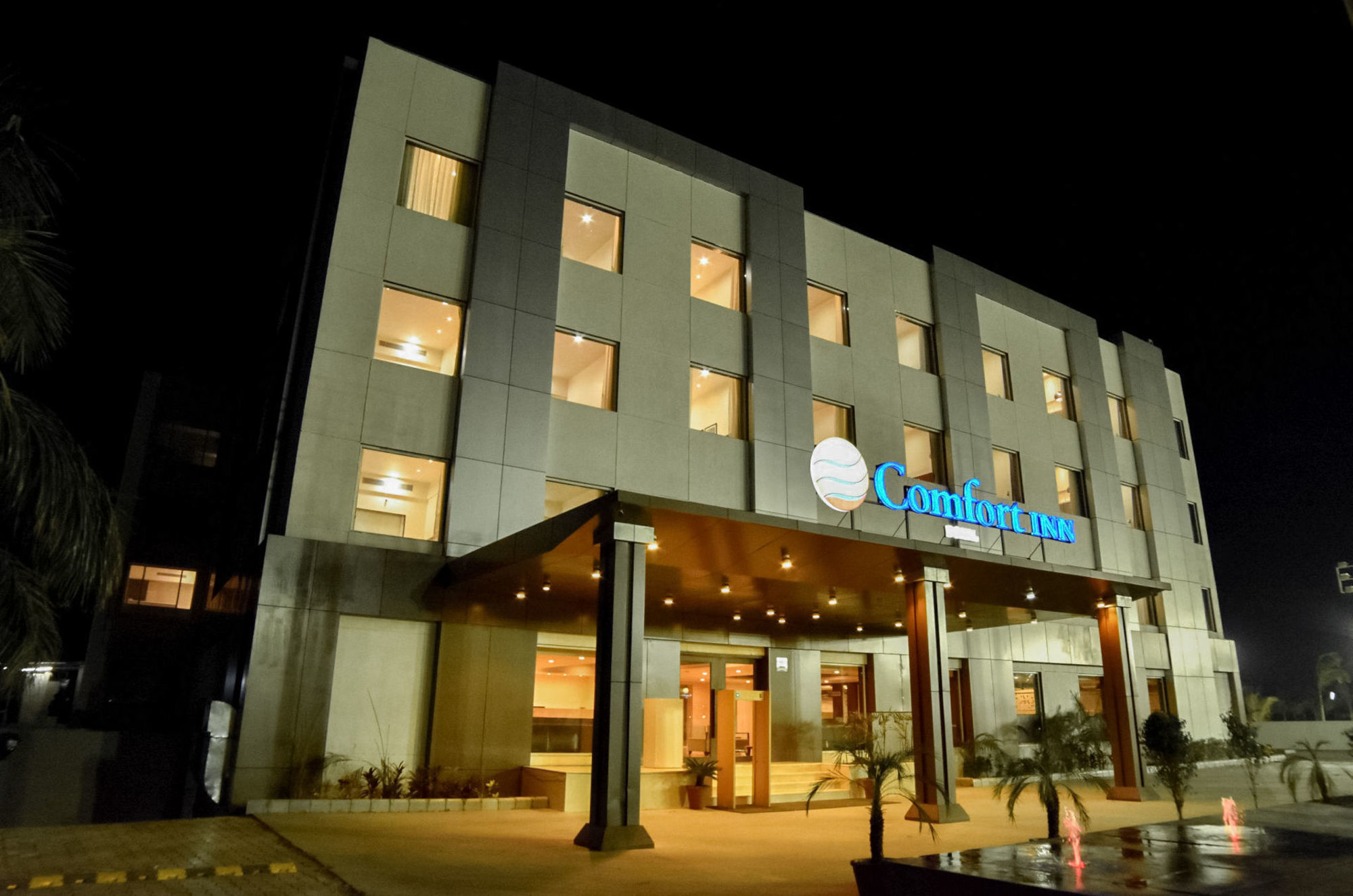 Comfort Inn Donil ואדודרה מראה חיצוני תמונה