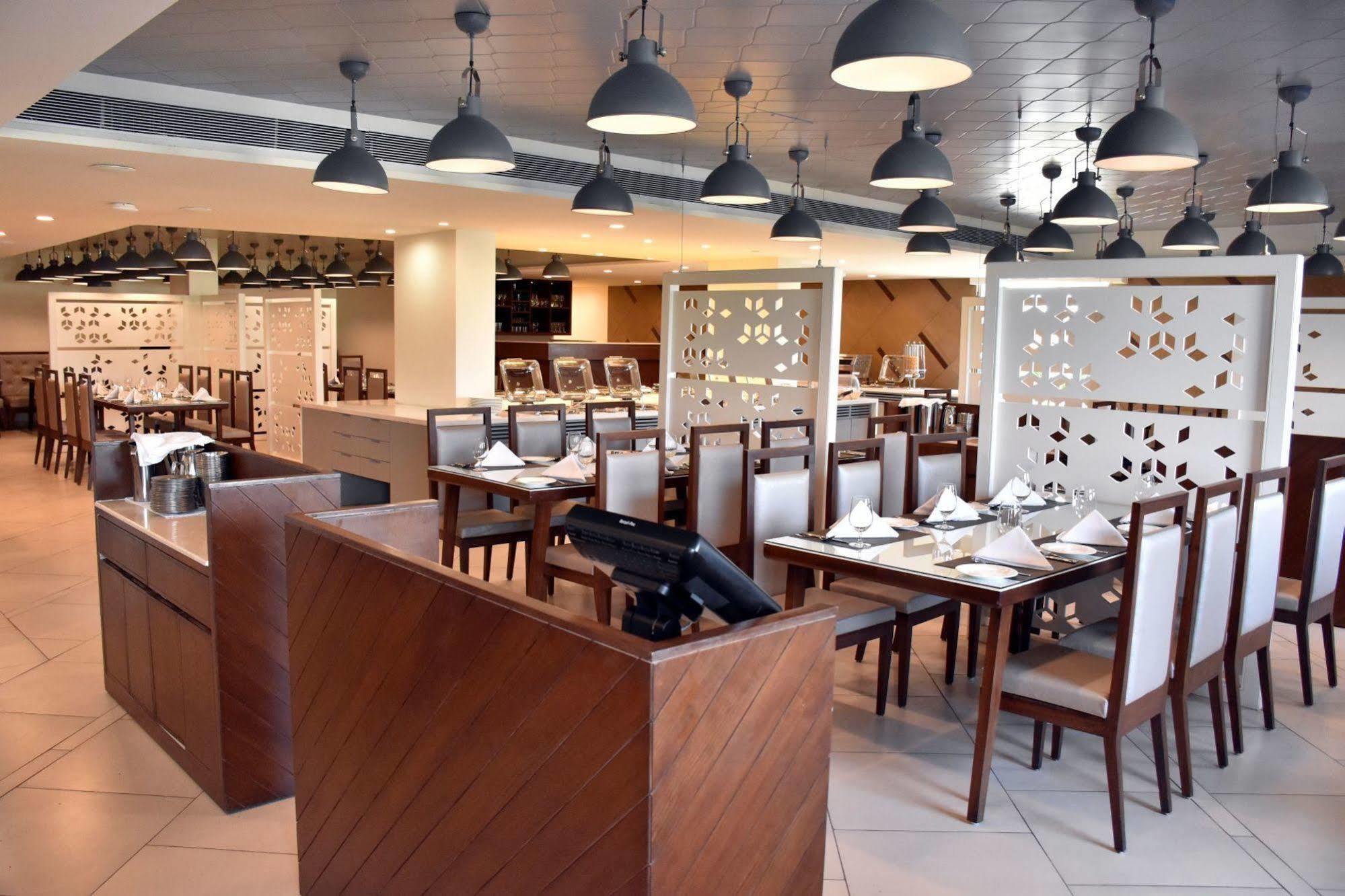 Comfort Inn Donil ואדודרה מראה חיצוני תמונה