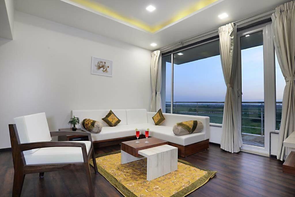 Comfort Inn Donil ואדודרה מראה חיצוני תמונה